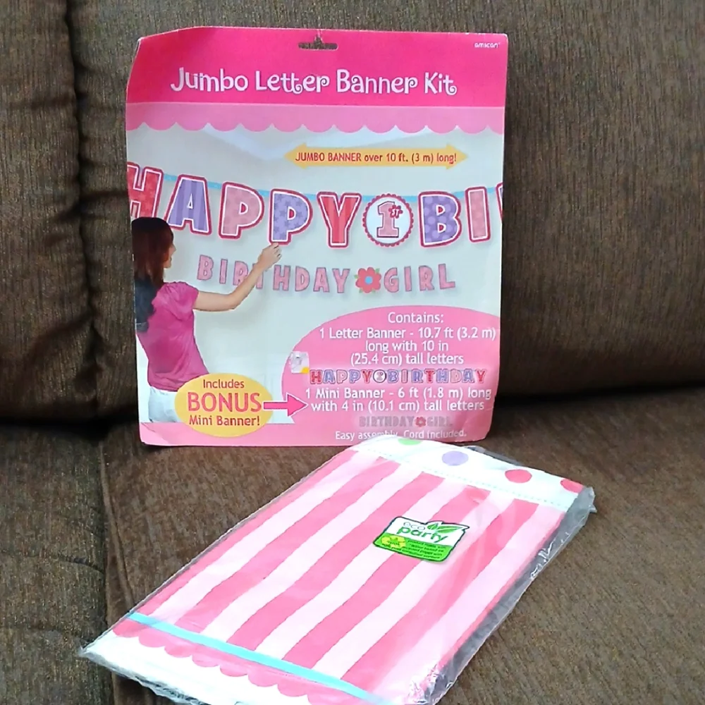 Pink Jumbo Letter Banner Kit And Matching Tablecover